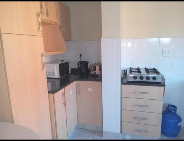 6 BEDROOM PROPERTY TO RENT IN BLUFF